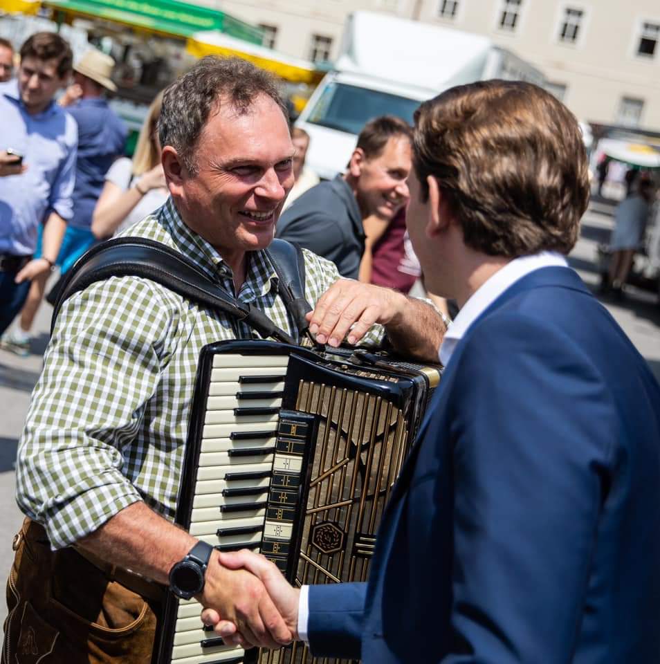 gerade jetzt für kurz